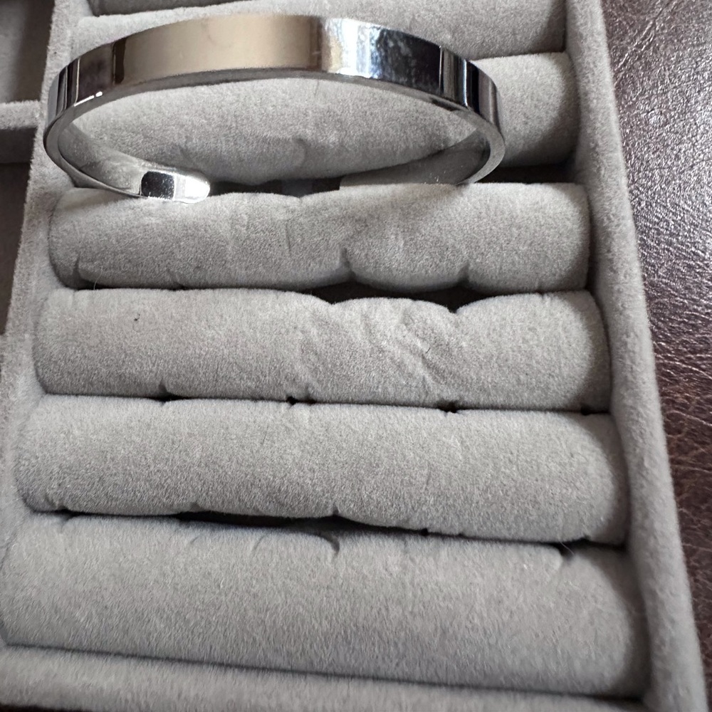 Stainless steel fashion silver cuff bracelet with saying - Picture 4 of 5